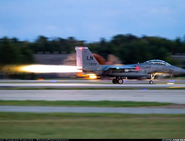 Βίντεο: Η απογείωση ενός F-15E Strike Eagle 